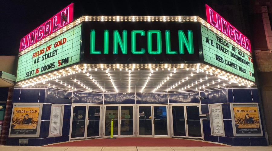 Lincoln Square Theater